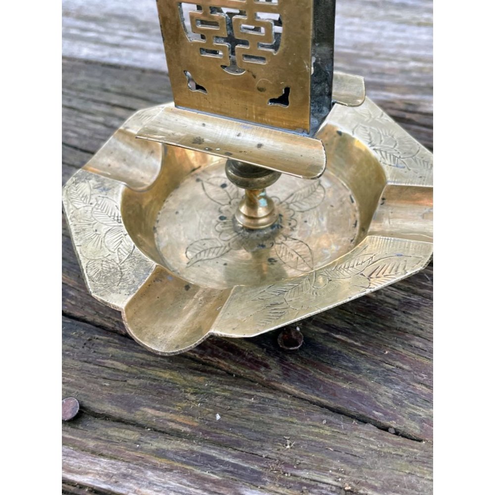 Vintage 1930s Chinese Export Brass Ashtray with Matchbox Holder - Picture 7 of 15